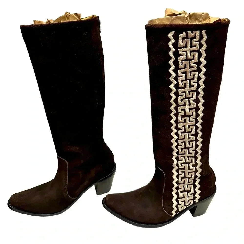 Agave sky embroidered brown boots size 8.5